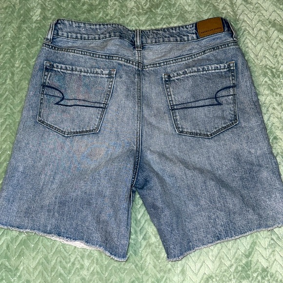 American Eagle 7" Inseam Shorts - Picture 4 of 5